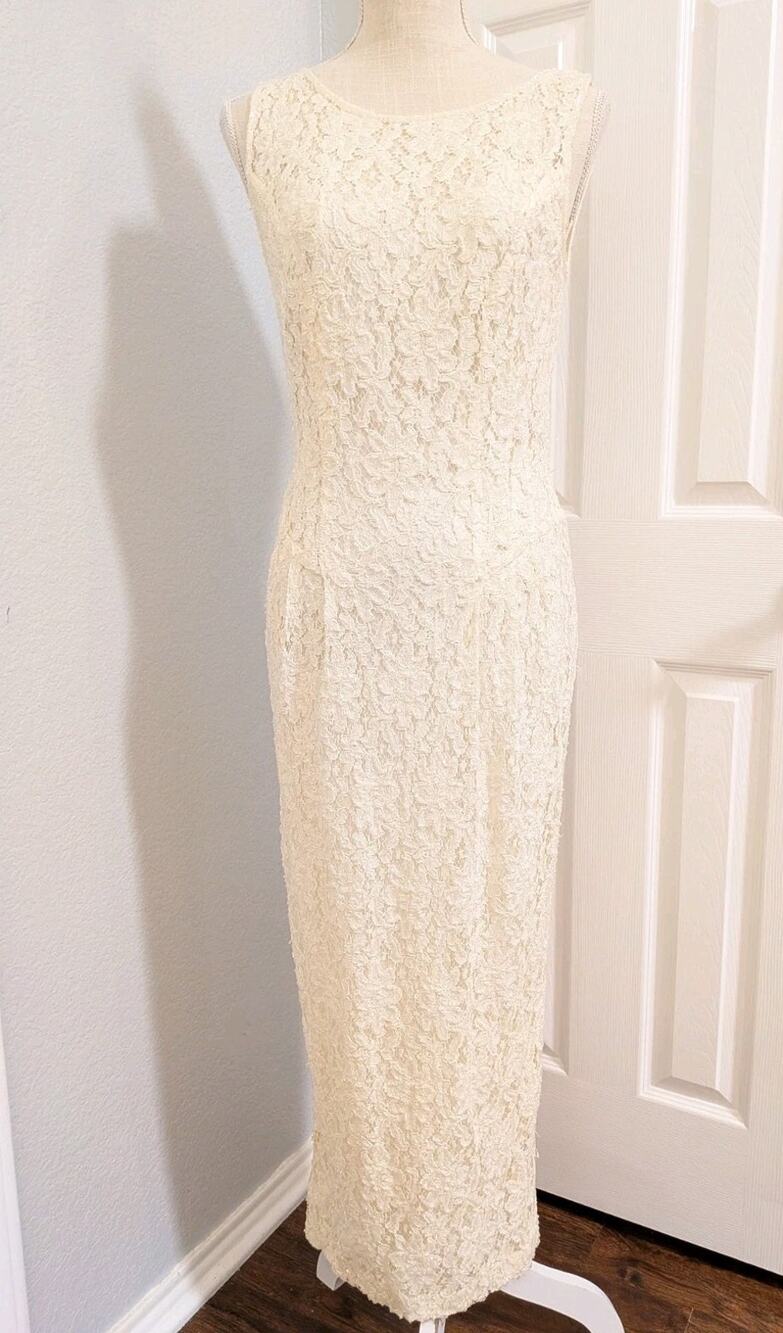 Vtg Cache Dress Women’s 6/8 Ivory Beaded Lace Low Back Sleeveless Gown Wedding